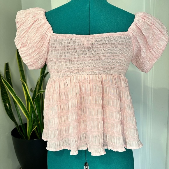 ASTR the Label pink puff top medium - Picture 4 of 16